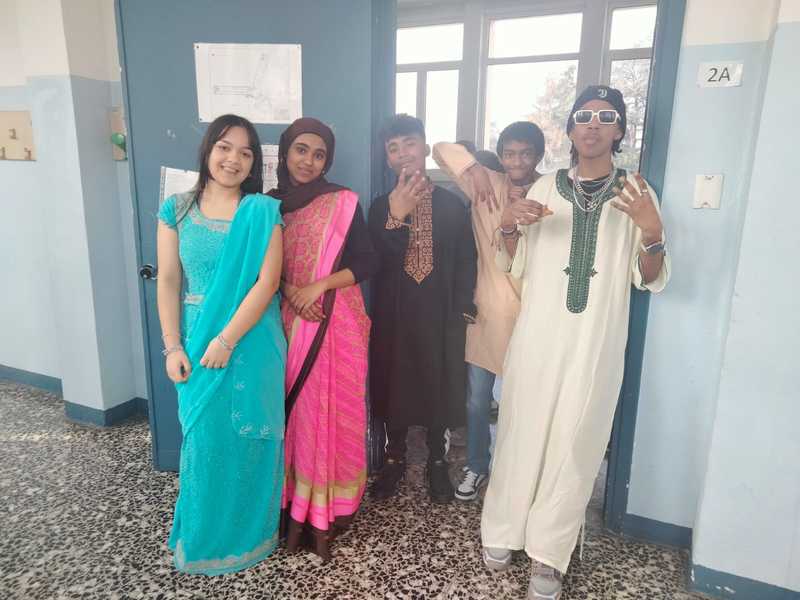 Secondaria Bonvesin - Settimana Interculturale 2022/2023