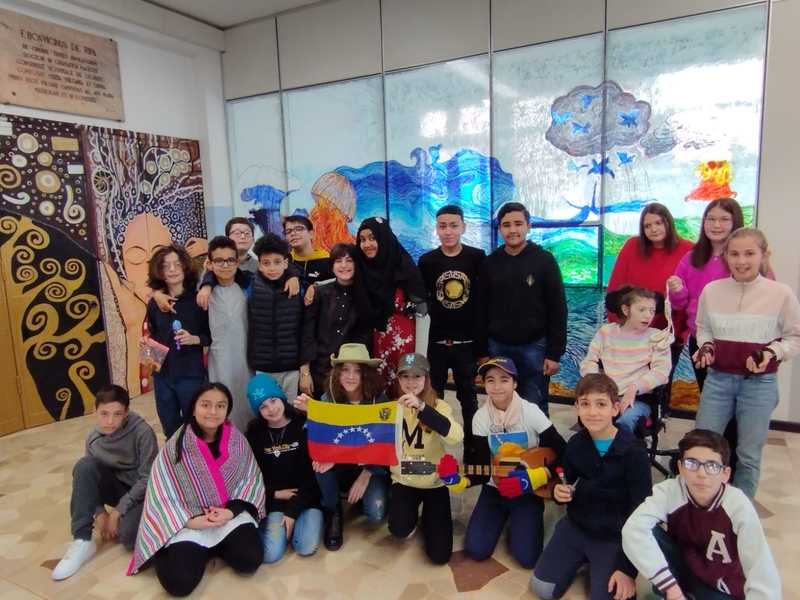 Secondaria Bonvesin - Settimana Interculturale 2022/2023