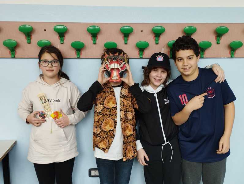 Secondaria Bonvesin - Settimana Interculturale 2022/2023